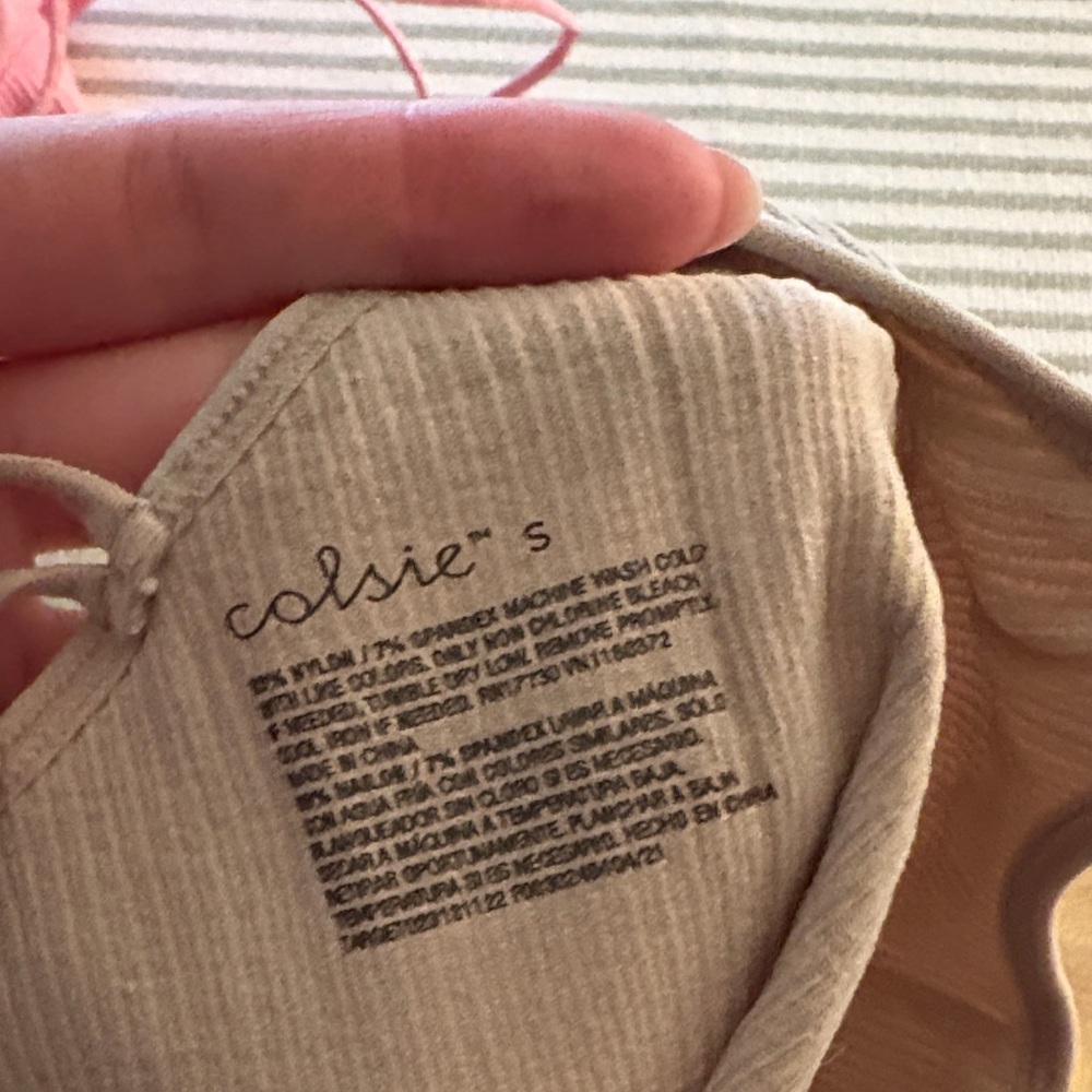 Colsie Tanks - Picture 4 of 4